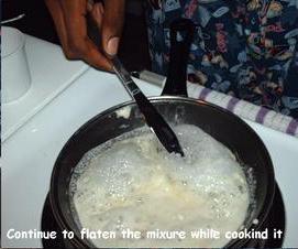 cooking crack with baking soda and spoon